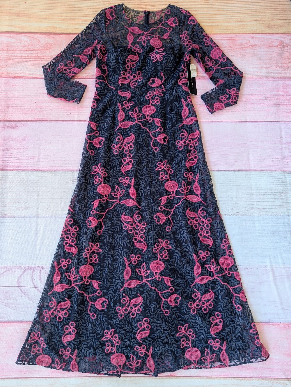 NWT David Meister Embroidered Floral Lace Gown 8 Special Occasion Black Tie
